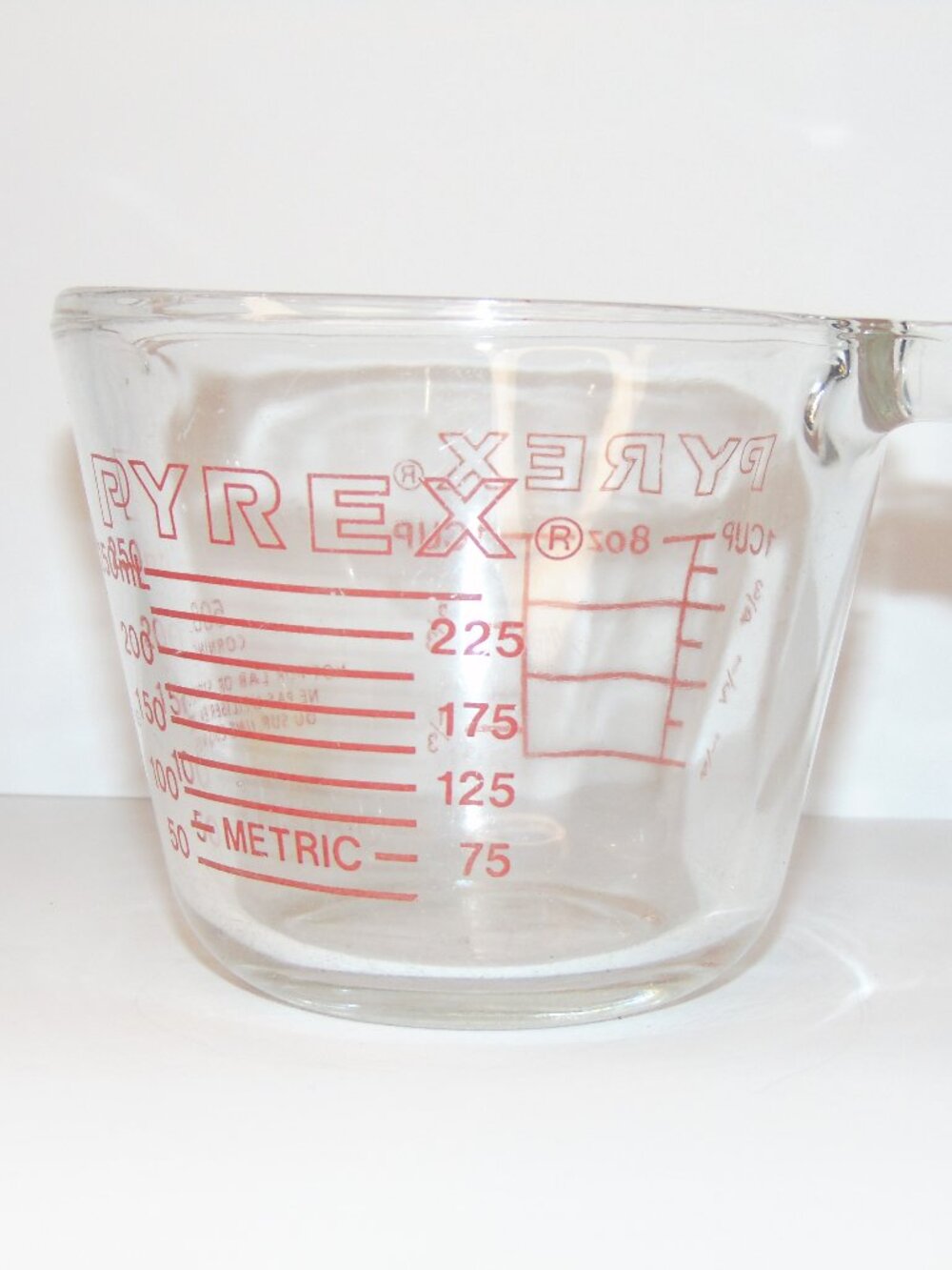 Vintage PYREX 508, 1 Cup 8oz Measuring Cup Borosilicate Red Lettering USA